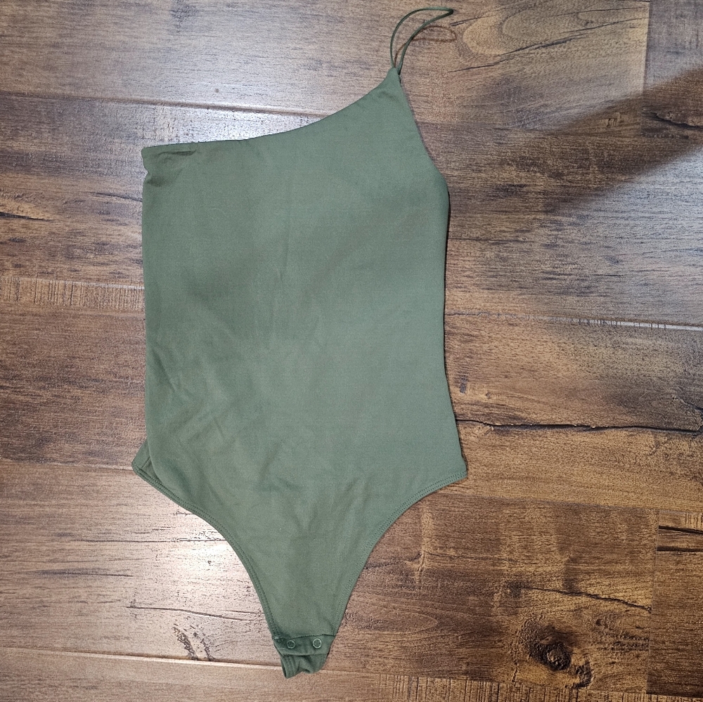 Babaton Green Bodysuit